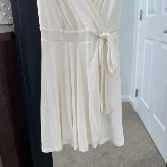 Urban Outfitters Kimchi Blue Veruca Skirted Wrap Romper XS - Picture 3 of 8